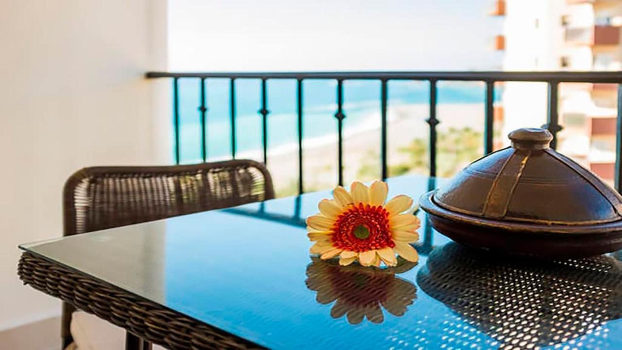 Apartamento En La Playa Con Vistas De Ensueno Almunecar Luaran gambar