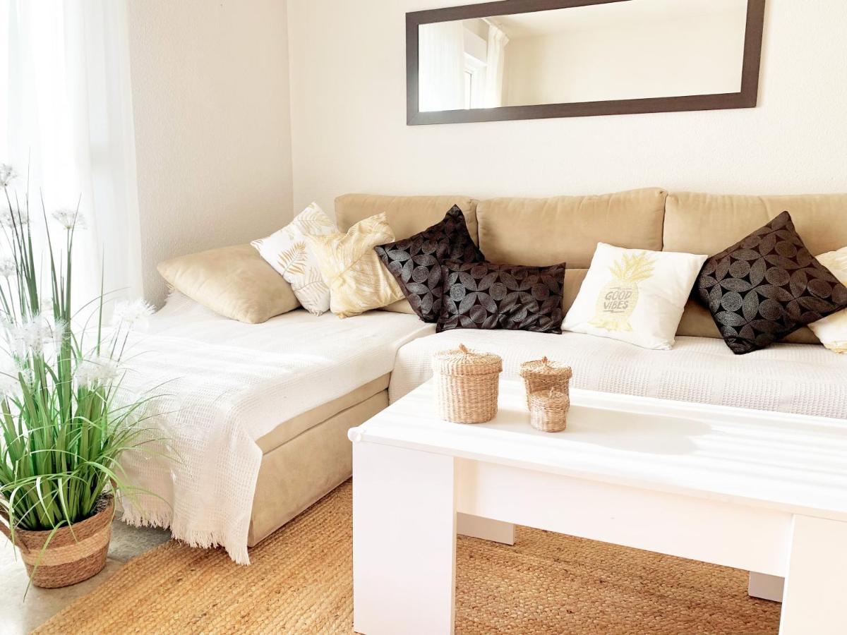 Apartamento En La Playa Con Vistas De Ensueno Almunecar Luaran gambar