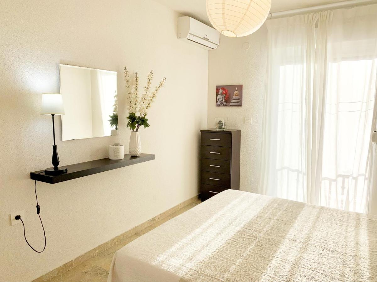 Apartamento En La Playa Con Vistas De Ensueno Almunecar Luaran gambar
